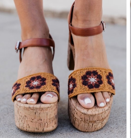 Saleπ₯° Bamboo flirty fun boho flower child Hippie chick cork  floral jute  heels - Picture 5 of 6